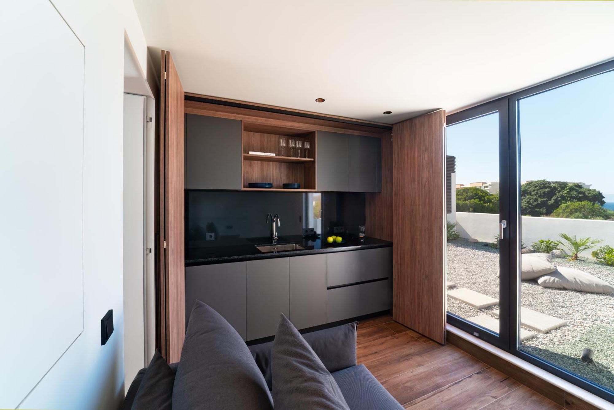 Momentum Villas イアリソス エクステリア 写真