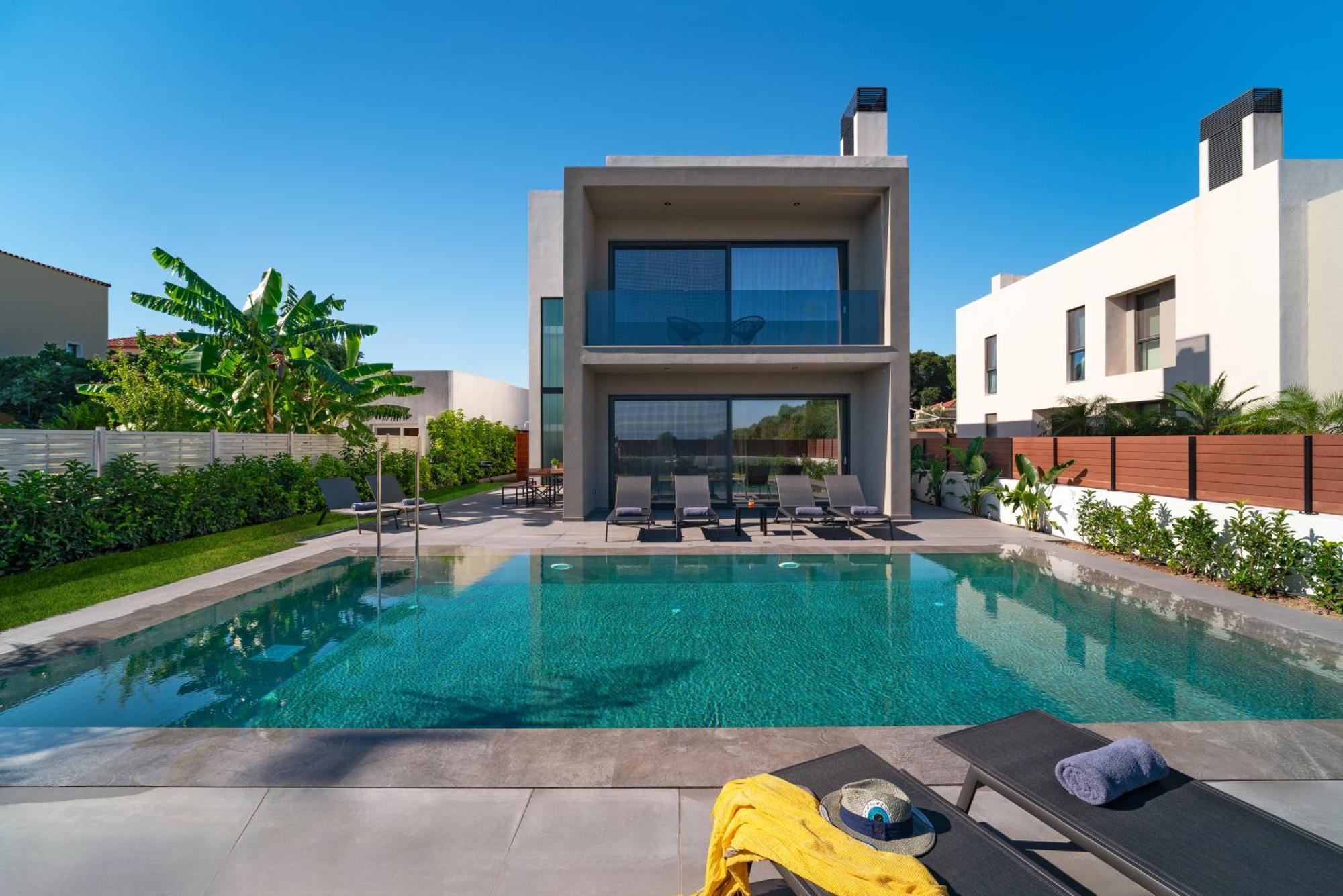Momentum Villas イアリソス エクステリア 写真